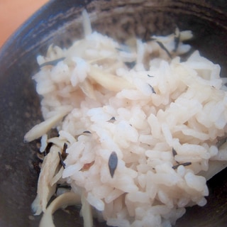 醬油と生姜牛蒡ひじき御飯